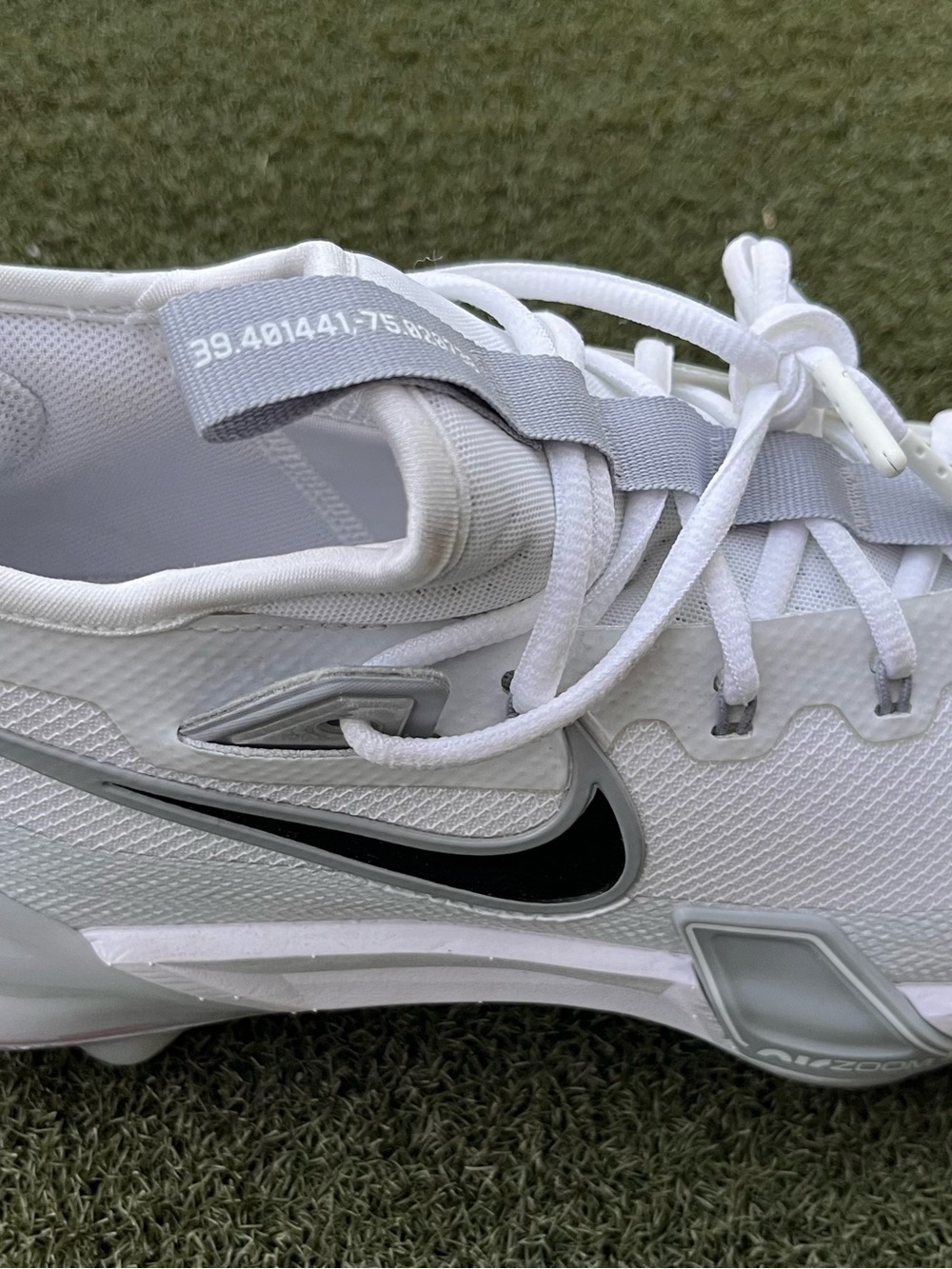 Nike White Force Zoom Trout Elite Baseball Metal Cleats White FB2906-100
